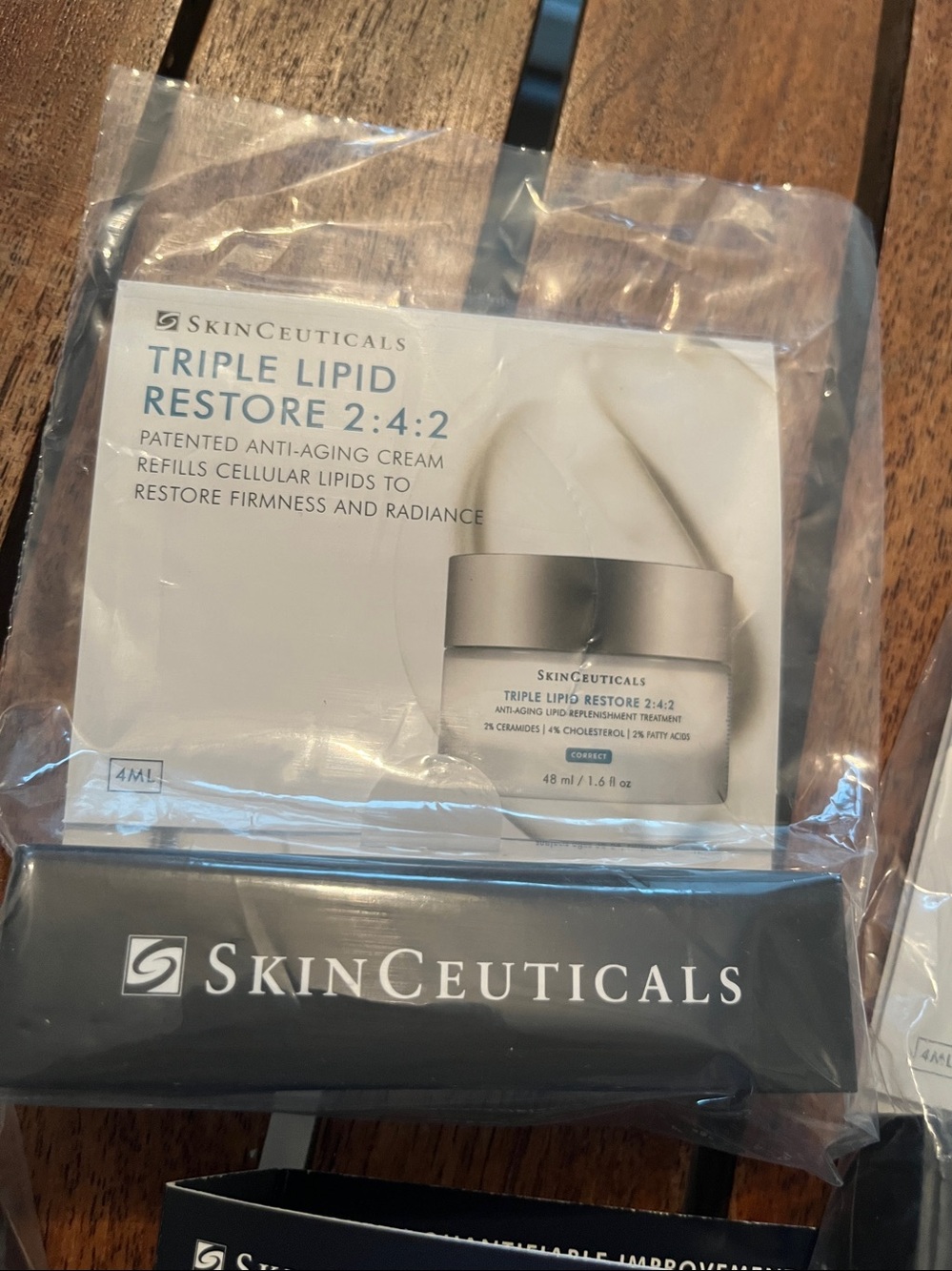 SkinCeuticals Samples Resveratrol B E Serum , triple lipid restore, Glycolic 10 - Picture 3 of 6